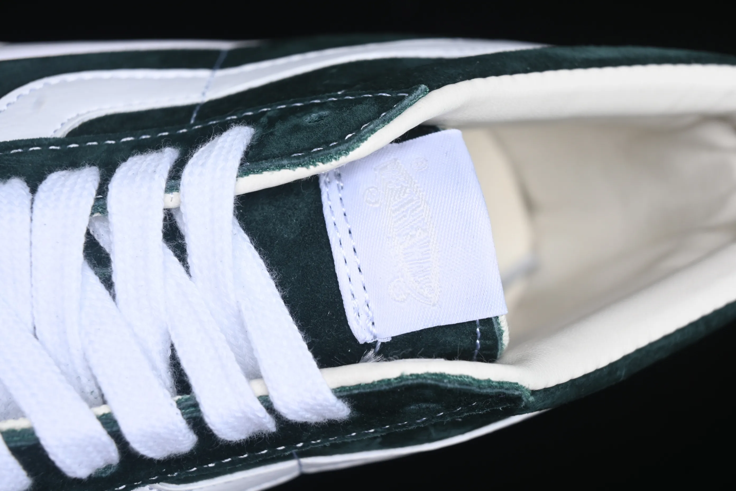 All categories Vans Vans series Vans Mid Vans China Vans Sk8-Mid Reissue 83 high-end branch suede casual retro skateboard shoes VN000CQQPRM